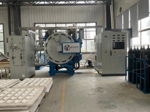 引入有压氮化硅烧结炉，完善陶瓷生产线